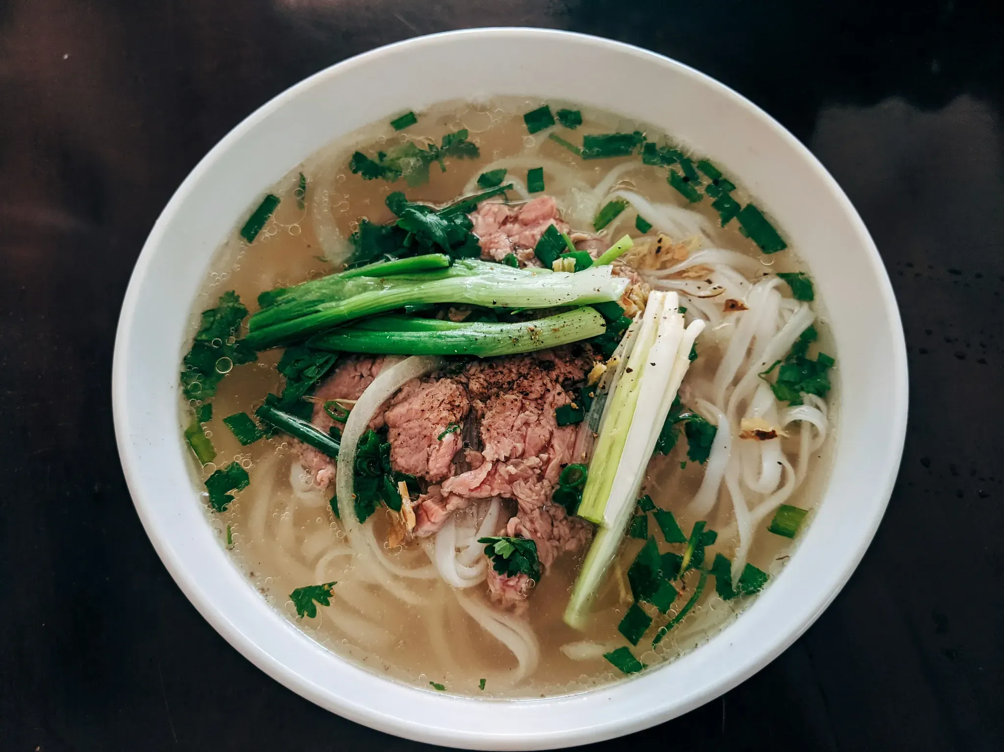 Phở bò tái lăn
